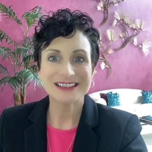 Meet your Posher, Helena